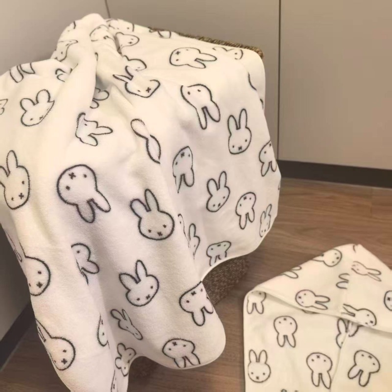 Simple Miffy Rabbit Sweet and  - Home Goods Bathroom Sets recension och pris