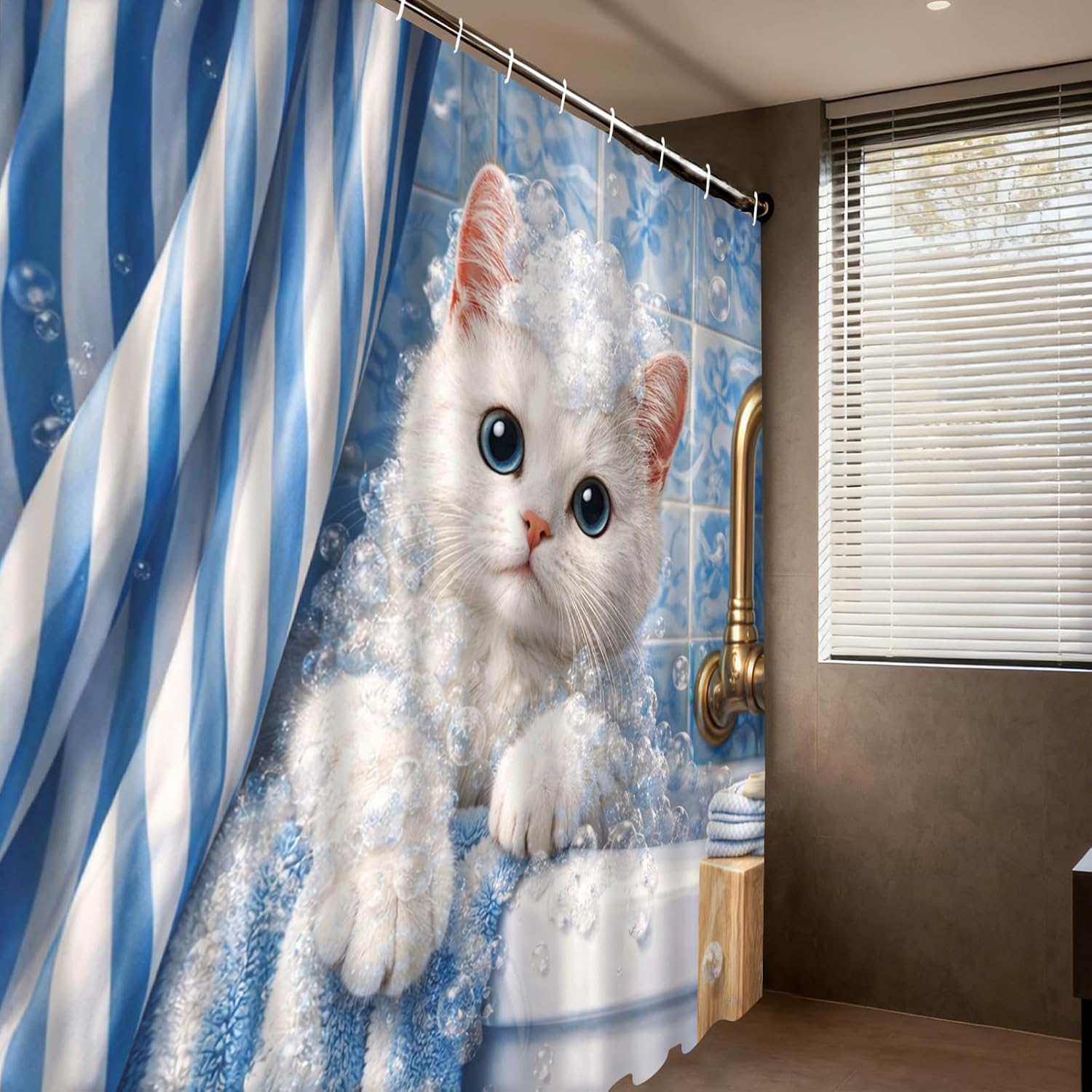 Adorable Kitten Bubble Shower  - Adorable Home Bathroom Ideas recension och pris